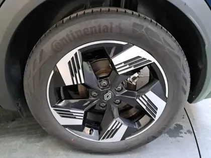 Photo 17 Renault Symbioz Gén. I Ph1 Techno 5