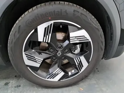 Photo 15 Renault Symbioz Gén. I Ph1 Techno 5