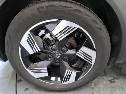 Photo 14 Renault Symbioz Gén. I Ph1 Techno 5