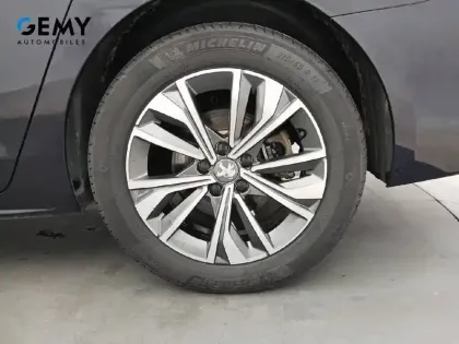 Photo 10 Peugeot 508  SW Hybrid 225 e-EAT8