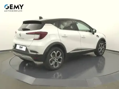 Photo 47 Renault Captur  mild hybrid 160 EDC