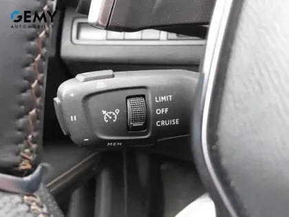 Photo 20 Peugeot 5008  Hybrid 136 e-DCS6