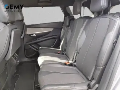 Photo 33 Peugeot 5008  Hybrid 136 e-DCS6