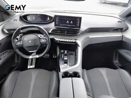 Photo 31 Peugeot 5008  Hybrid 136 e-DCS6