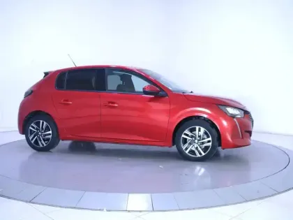 Photo 63 Peugeot 208  BlueHDi 100 S&S BVM6