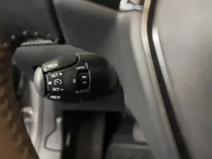 Photo 16 Peugeot 208 Gén. II Ph2 Allure 5