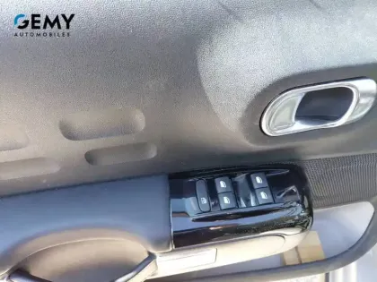 Photo 11 Citroën C3 Gén. III Ph2 Shine 5