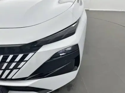 Photo 15 Peugeot 308  SW Hybrid 145 e-DCS6