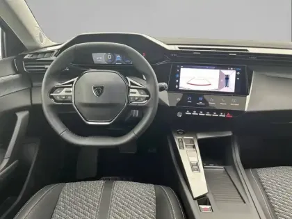 Photo 37 Peugeot 308  SW Hybrid 145 e-DCS6