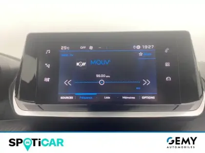 Photo 10 Peugeot 2008  100 S&S BVM6
