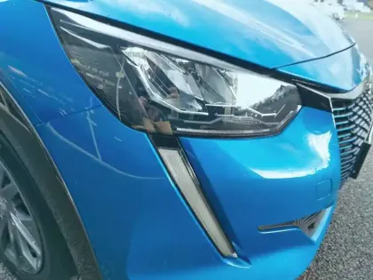 Photo 15 Peugeot 208  Electrique 50 kWh 136ch