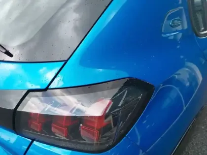 Photo 16 Peugeot 208  Electrique 50 kWh 136ch