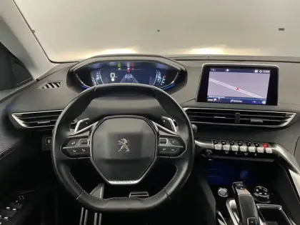 Photo 85 Peugeot 3008  Puretech 130ch S&S EAT8