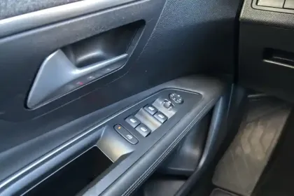 Photo 20 Peugeot 3008 Gén. II Ph1 Allure Business 5