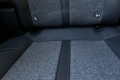 Photo 106 Peugeot 3008  1.6 BlueHDi 120ch S&S EAT6