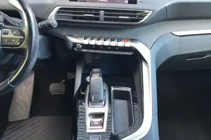 Photo 57 Peugeot 3008 Gén. II Ph1 Allure Business 5