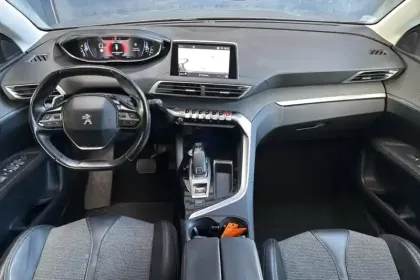 Photo 53 Peugeot 3008 Gén. II Ph1 Allure Business 5