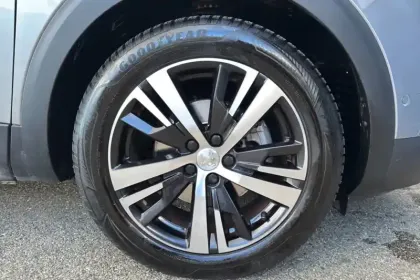 Photo 90 Peugeot 3008  1.6 BlueHDi 120ch S&S EAT6