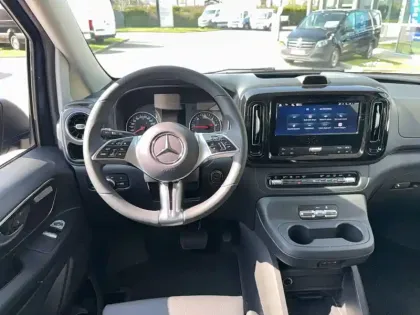 Photo 83 Mercedes Vito  MIXTO 119 CDI LONG  9G-TRONIC RWD