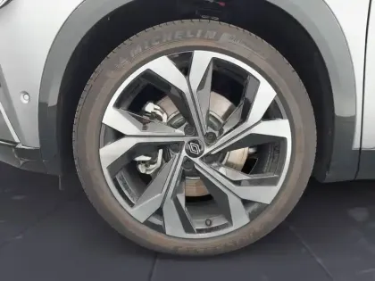 Photo 9 Renault Espace  E-Tech full hybrid 200 GSR2