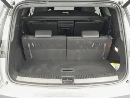 Photo 12 Renault Espace  E-Tech full hybrid 200 GSR2