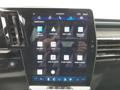 Photo 31 Renault Espace  E-Tech full hybrid 200 GSR2