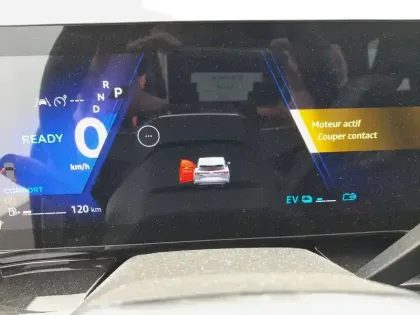 Photo 14 Renault Espace  E-Tech full hybrid 200 GSR2