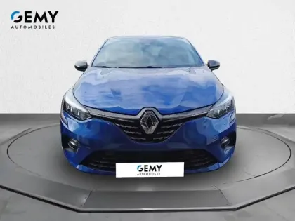 Photo 31 Renault Clio  E-Tech full hybrid 145