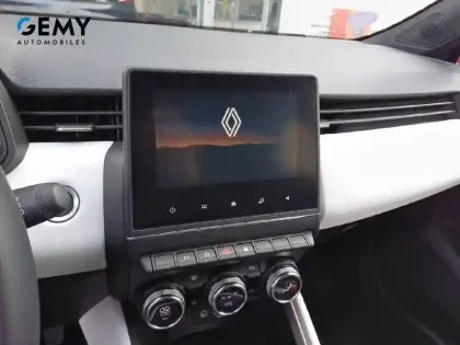 Photo 12 Renault Clio  E-Tech full hybrid 145