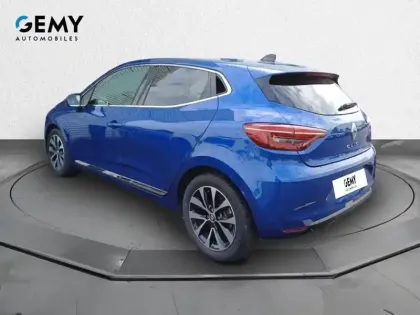 Photo 21 Renault Clio  E-Tech full hybrid 145
