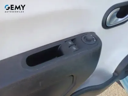 Photo 11 Renault Twingo  III SCe 65