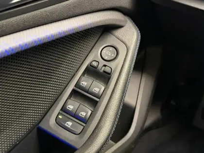 Photo 57 BMW Serie 1 118d 150 ch BVA8