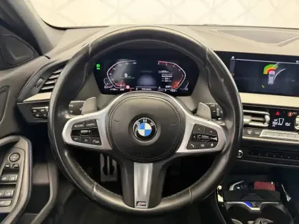Photo 10 BMW Serie 1 118d 150 ch BVA8