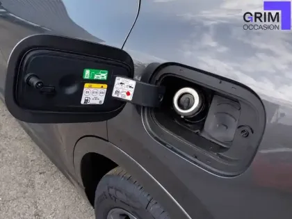 Photo 19 Ford Kuga  2.5 Duratec 180 ch FlexiFuel FHEV E85 Powershift