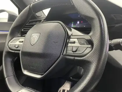 Photo 72 Peugeot 308  PHEV 225 e-EAT8
