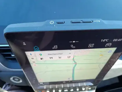 Photo 39 Renault Captur  E-Tech full hybrid 145 ch