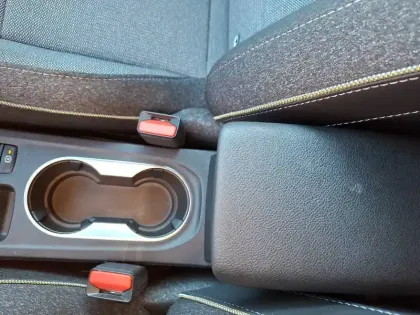 Photo 48 Renault Captur  E-Tech full hybrid 145 ch