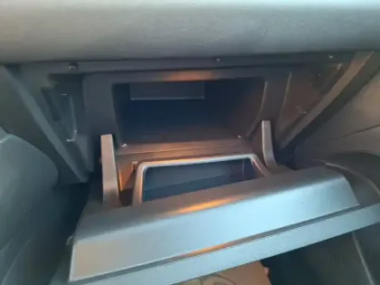 Photo 37 Renault Captur  E-Tech full hybrid 145 ch