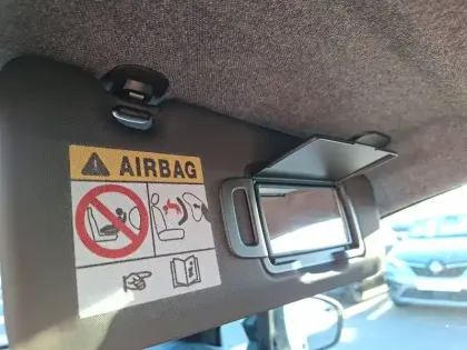 Photo 36 Renault Captur  E-Tech full hybrid 145 ch