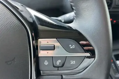 Photo 28 Peugeot Rifter e- M e136ch Batterie 54kWh 5pl