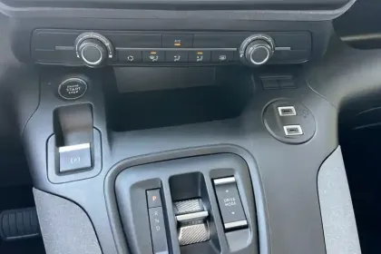 Photo 23 Peugeot Rifter e- M e136ch Batterie 54kWh 5pl