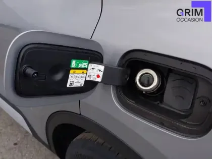 Photo 19 Ford Kuga  2.5 Duratec 180 ch FlexiFuel FHEV E85 Powershift