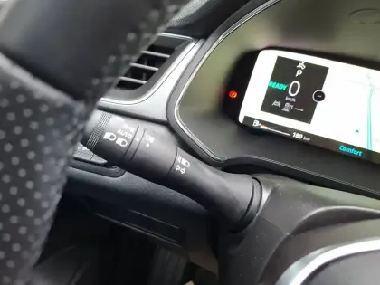 Photo 159 Renault Captur  E-Tech full hybrid 145 ch