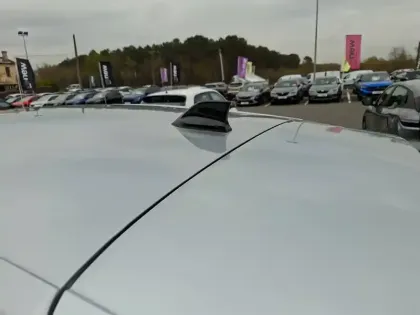 Photo 123 Renault Captur  E-Tech full hybrid 145 ch