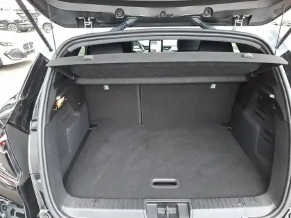 Photo 77 Renault Captur  E-Tech full hybrid 145 ch