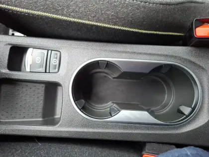 Photo 97 Renault Captur  E-Tech full hybrid 145 ch