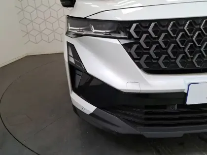 Photo 8 Renault Austral  full hybrid E-Tech 200 ch