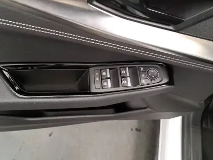 Photo 28 Renault Austral  full hybrid E-Tech 200 ch