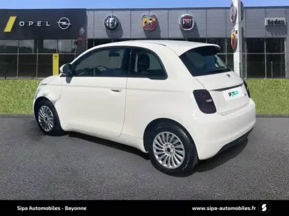 Photo 6 Fiat 500  e 95 ch
