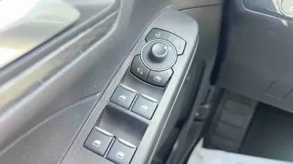 Photo 17 Ford Kuga Gén. III Ph2 Titanium Business 5